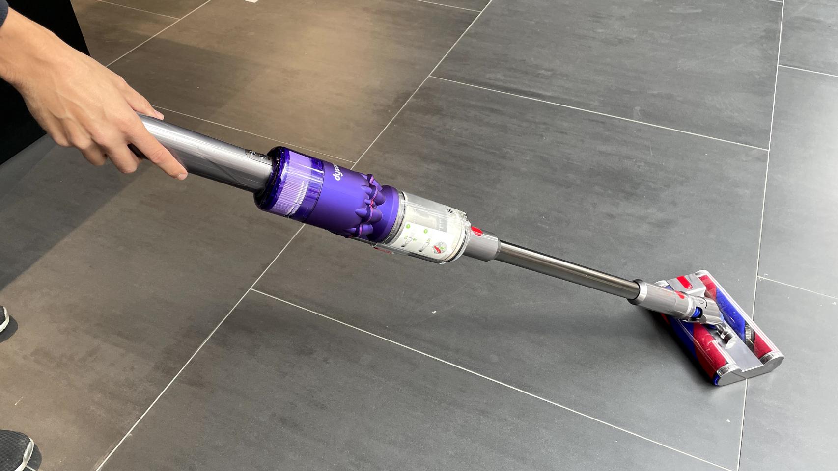 Así es el nuevo aspirador Dyson Omni-glide.