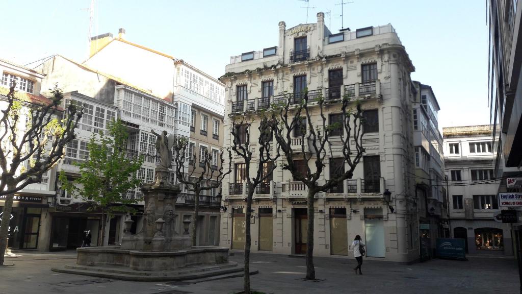 La Casa Cabanela hace unos años (Jglamela vía Wikimedia Commons)