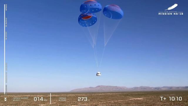 Cápsula New Shepard aterrizando