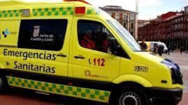 Imagen de archivo de una ambulancia del 112