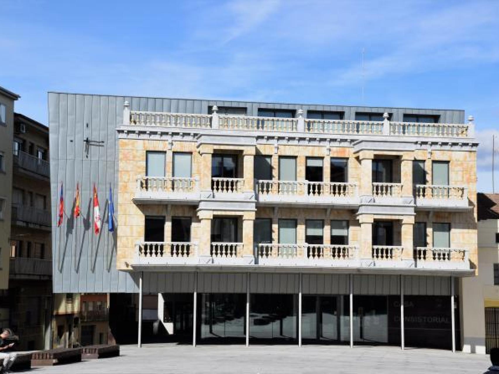 Fachada del Ayuntamiento de Guijuelo