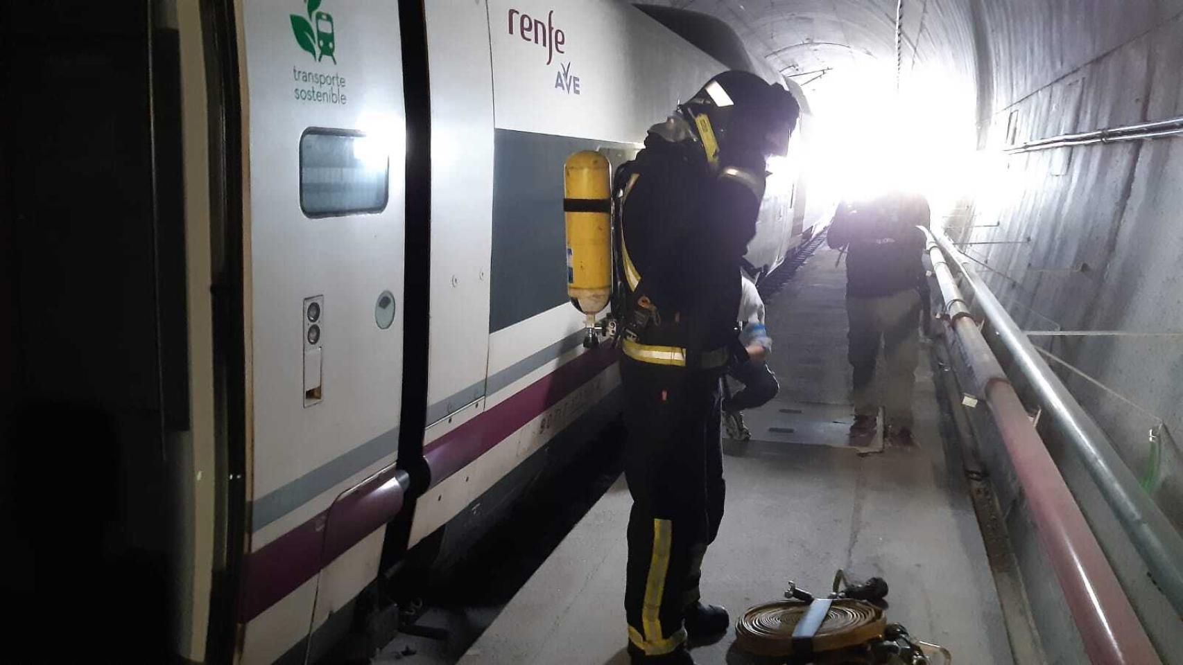 Simulacro de emergencia AVE Pedralba de la Pradería