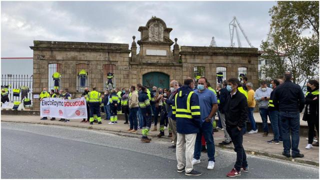Concentración de los trabajadores de ElectroRayma.