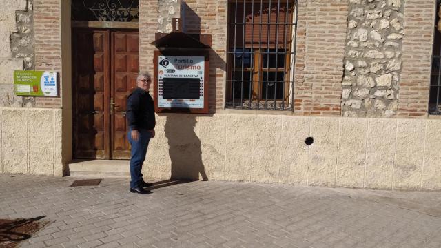 El nuevo punto de información de Portillo situado en la Oficina de Turismo