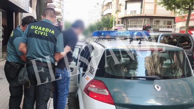 El momento de la detención del conocido como pequeño Nicolás de Crevillente el pasado miércoles.