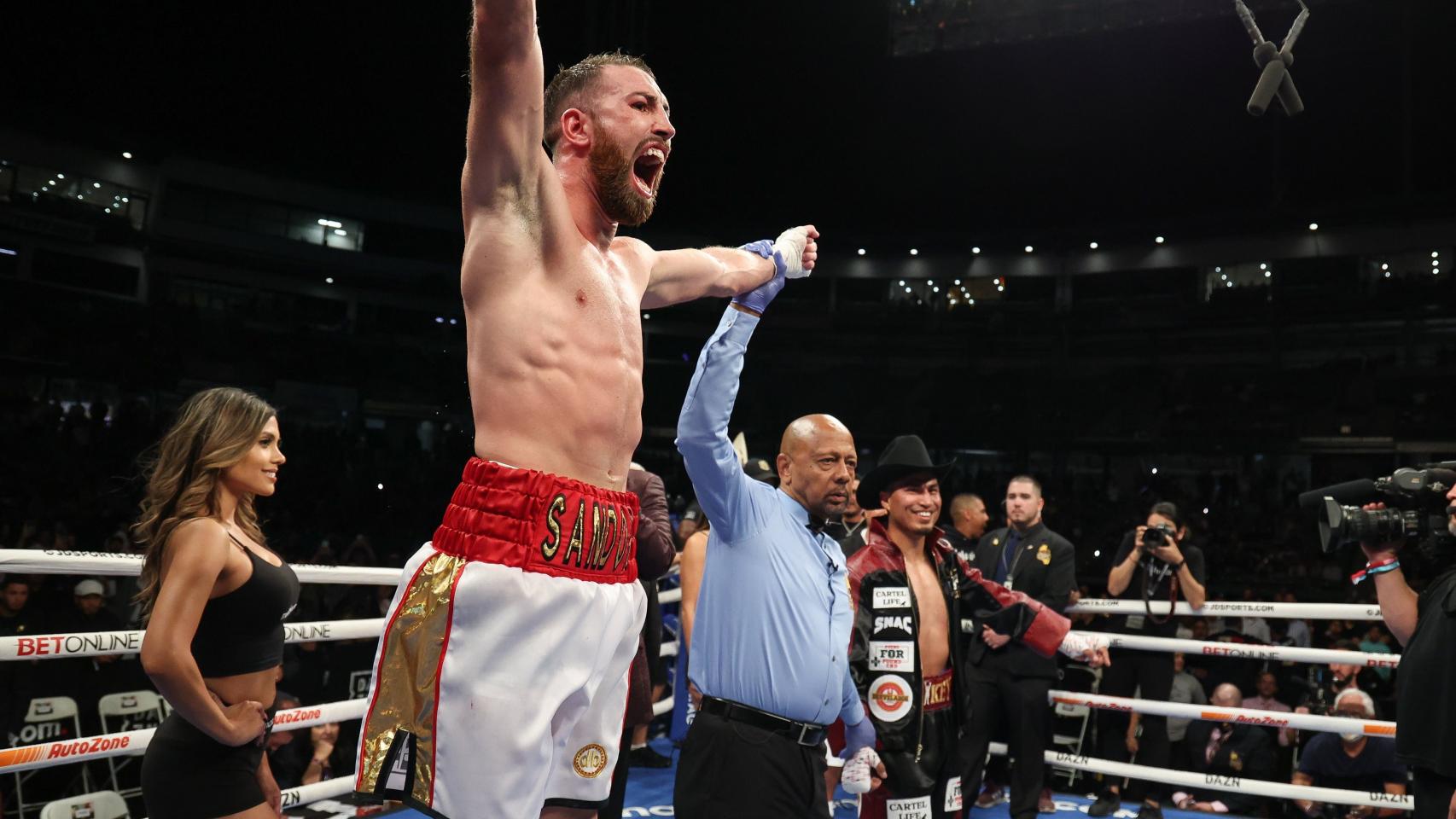 Sandor Martin celebra su victoria