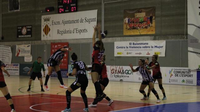 Victoria de rebeldía del Costa del Sol Málaga en Sagunto (16-36)