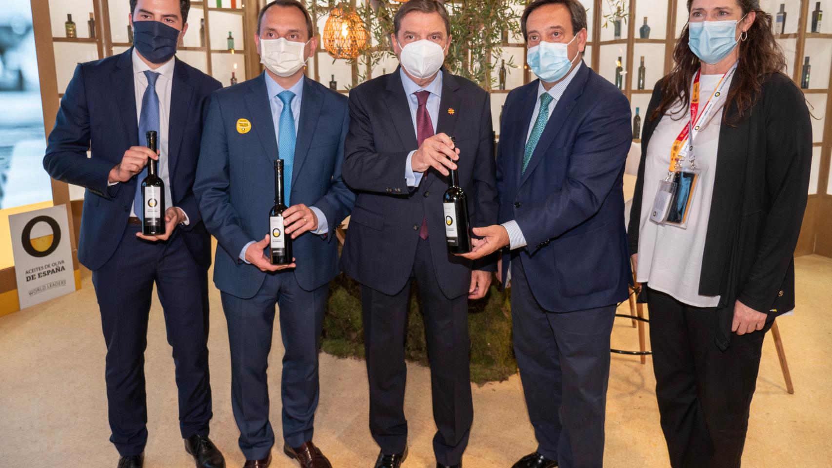 Más de 120.000 niños de 700 colegios accederán a menús elaborados con aceite de oliva