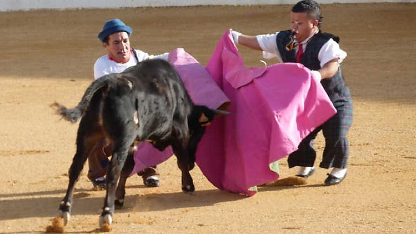 Espectáculo del 'bombero torero'.
