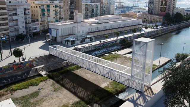 Diseño del puente elegido para cruzar el Guadalmedina a la altura del CAC.