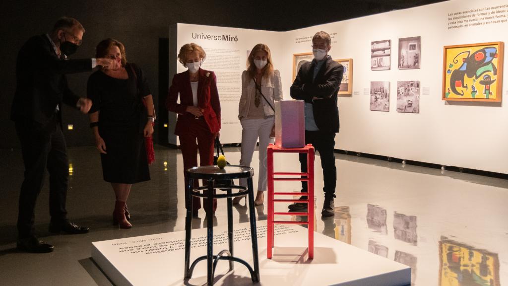 Escultura Monsier, Madame (Señor, señora), de 1969