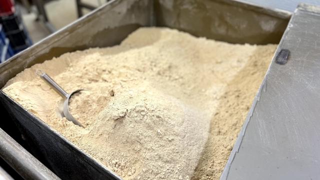 Gofio recién molido en La Gomera