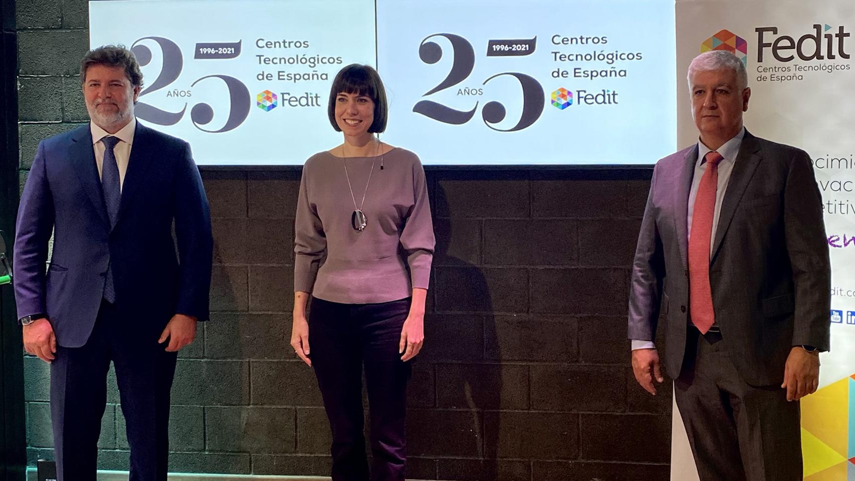 Carlos Calvo, presidente de Fedit; Diana Morant, ministra de Ciencia e Innovación; y Áureo Díaz-Carrasco, director de Fedit.
