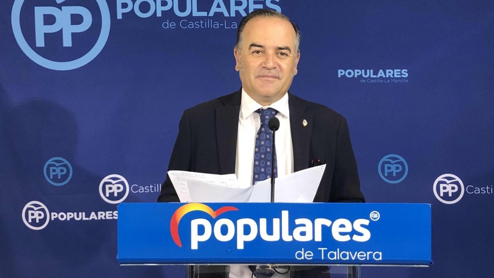 El senador talaverano del PP José Julián Gregorio, este jueves en rueda de prensa