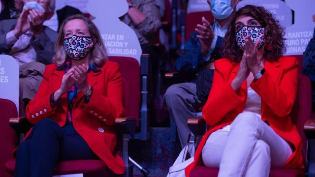 Nadia Calviño y Maria Jesús Montero.