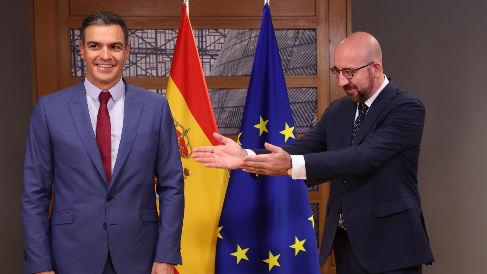 Pedro Sánchez, presidente del Gobierno, y Charles Michel, presidente del Consejo Europeo.