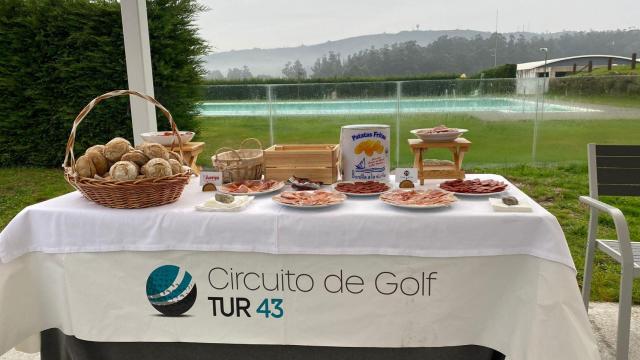 El I Circuito de Golf TUR 43 España Verde se despide con una cata gastronómica en Santiago