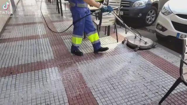 Captura del vídeo que se ha hecho viral en Twitter.