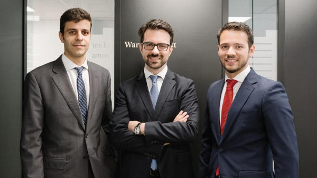 Miguel Rodríguez, Javier Ruiz (director de Inversiones) y Alejandro Martín, el equipo gestor de Horos AM.