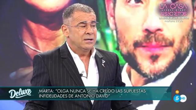 Jorge Javier Vázquez ha criticado la actitud de Marta López en 'Sábado Deluxe'.