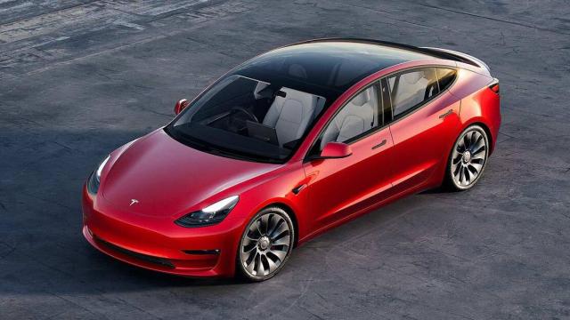 Tesla Model 3.
