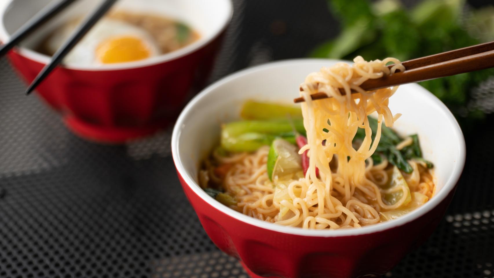Cómo hacer fideos chinos