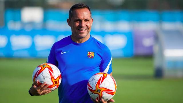 Sergi Barjuan, entrenando al Barça B
