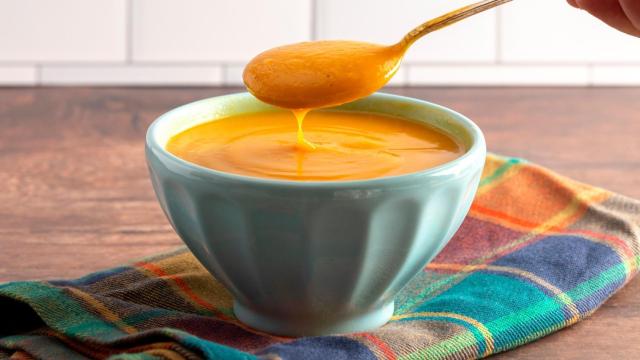 Crema de calabaza y queso, receta saludable con productos de temporada