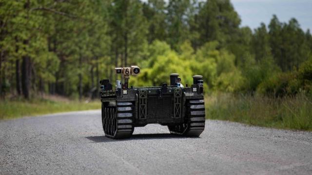 Robot de transporte de piezas