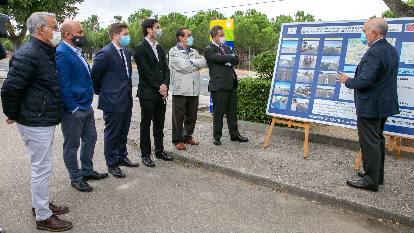 Inauguración del refuerzo del firme de la CM-410, en el tramo de Mazarambroz-Sonseca. Foto: JCCM