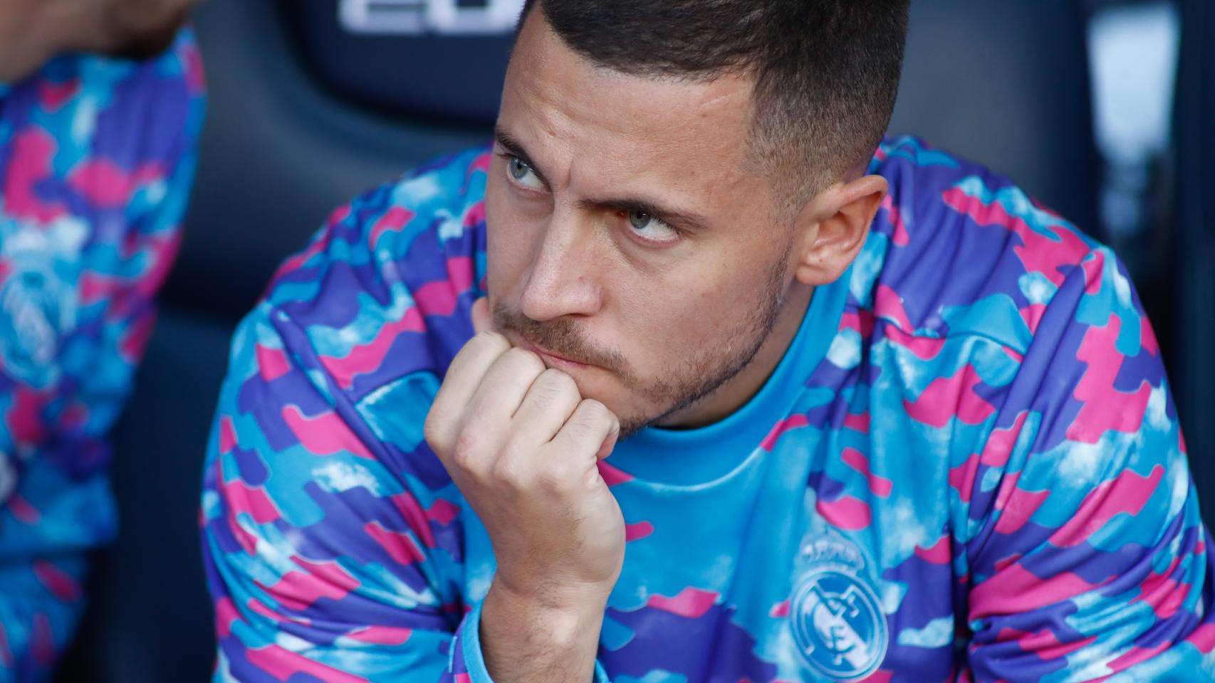 Hazard en el banquillo en un partido del Real Madrid