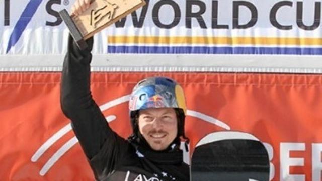 El snowboarder Alex Pullin