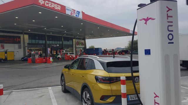 Una estación de carga Ionity.