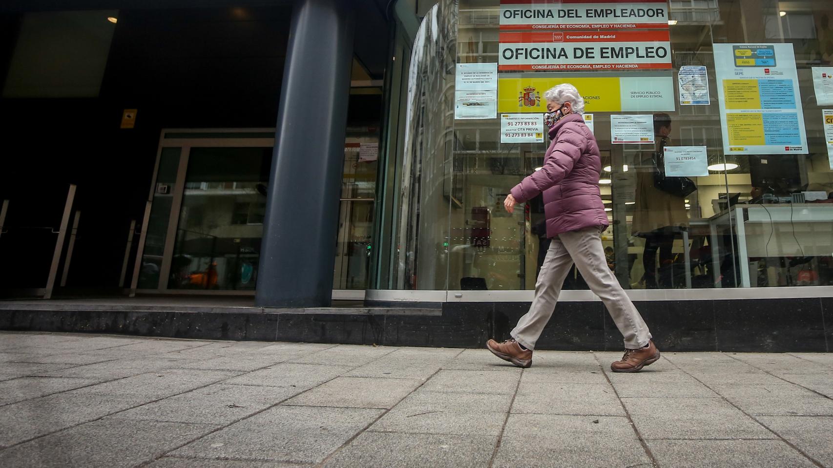 Oficina de empleo en Madrid.