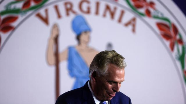 El candidato demócrata a gobernador de Virginia, Terry McAuliffe, tras conocer los resultados.