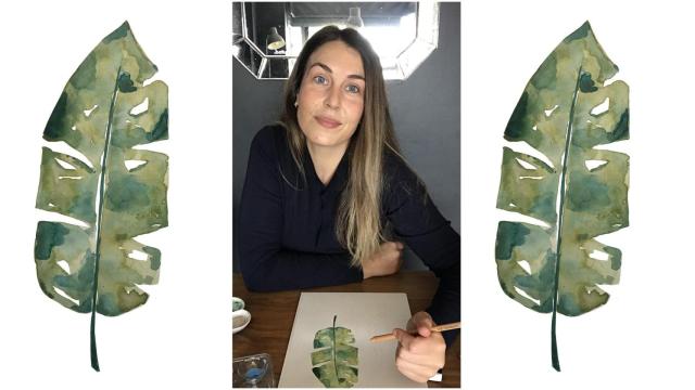 Silvia Santiso y una de sus obras.