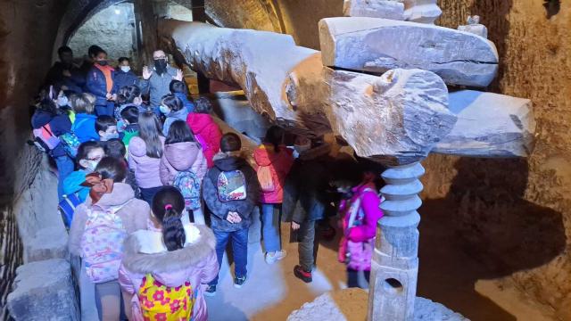 Alumnos del colegio de Cigales visitaron bodegas tradicionales y la bodega Hiriart