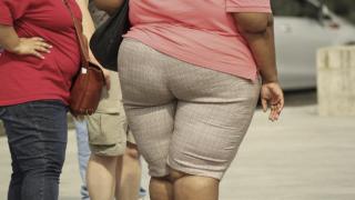 Muchos investigadores están buscando tratamientos farmacológicos de la obesidad.