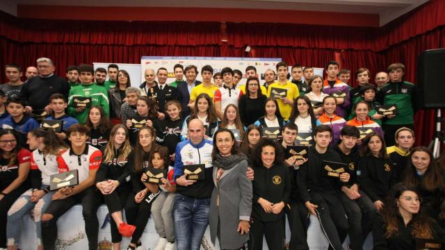 Una imagen de grupo de la última Gala del Remo, celebrada en 2019.