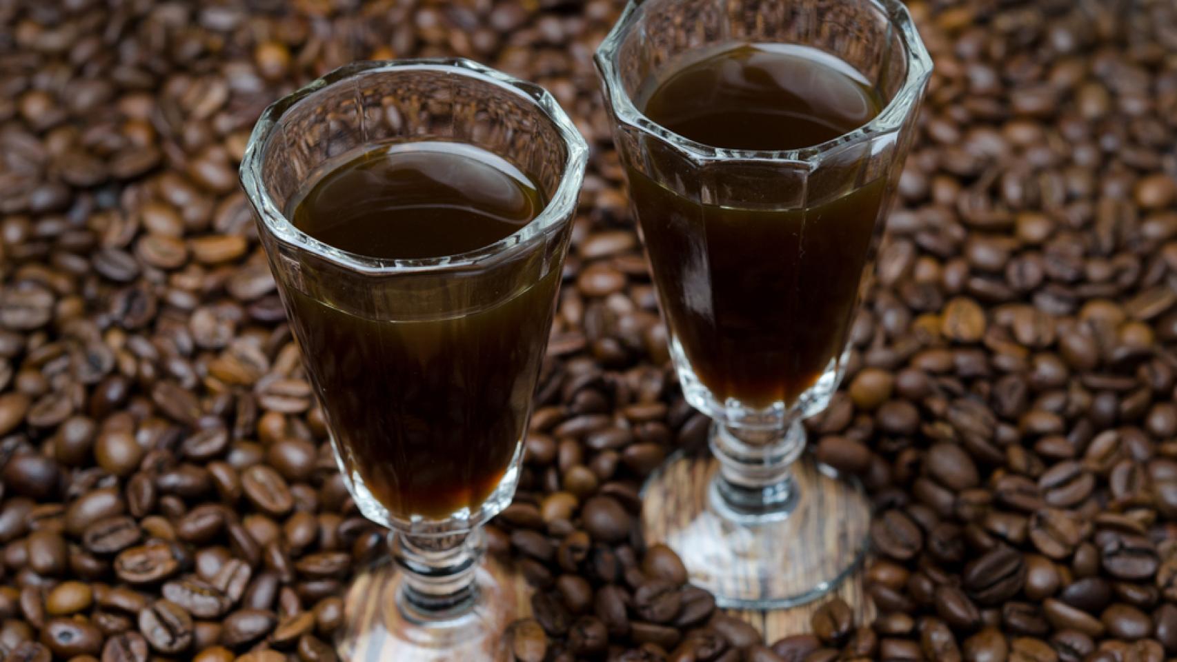 Chupitos de licor café.
