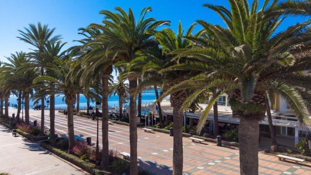 Vista del Balcón de Europa, en Nerja.