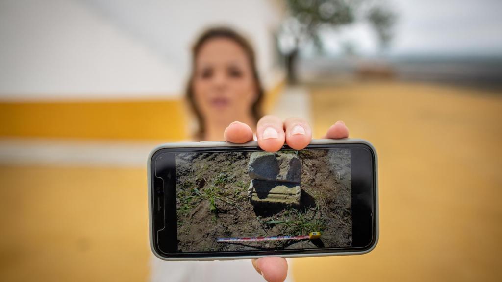 Restos arqueológicos encontrados en la finca donde pretende construirse la planta fotovoltaica.