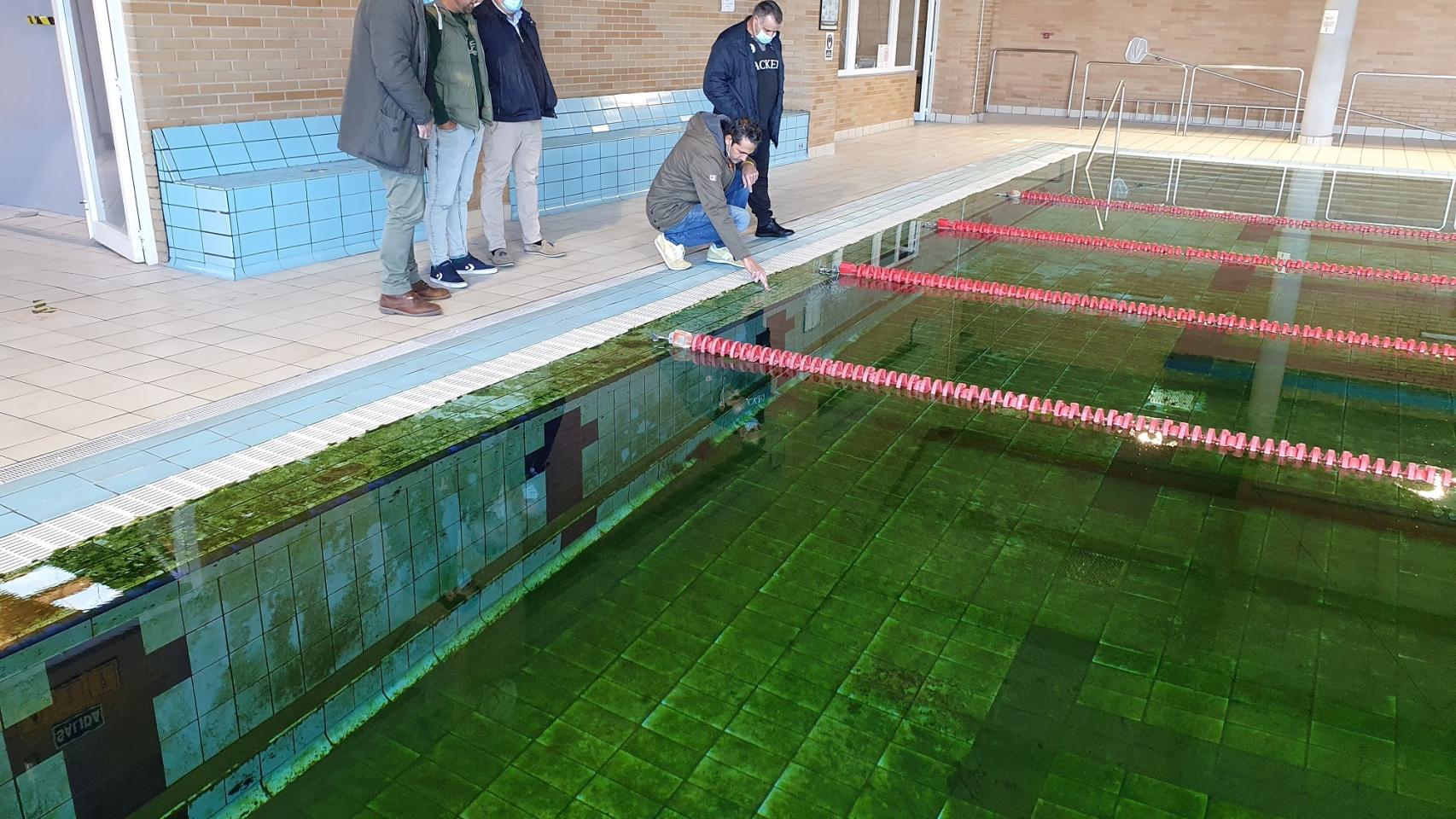 Visita al Polideportivo de Navatejera