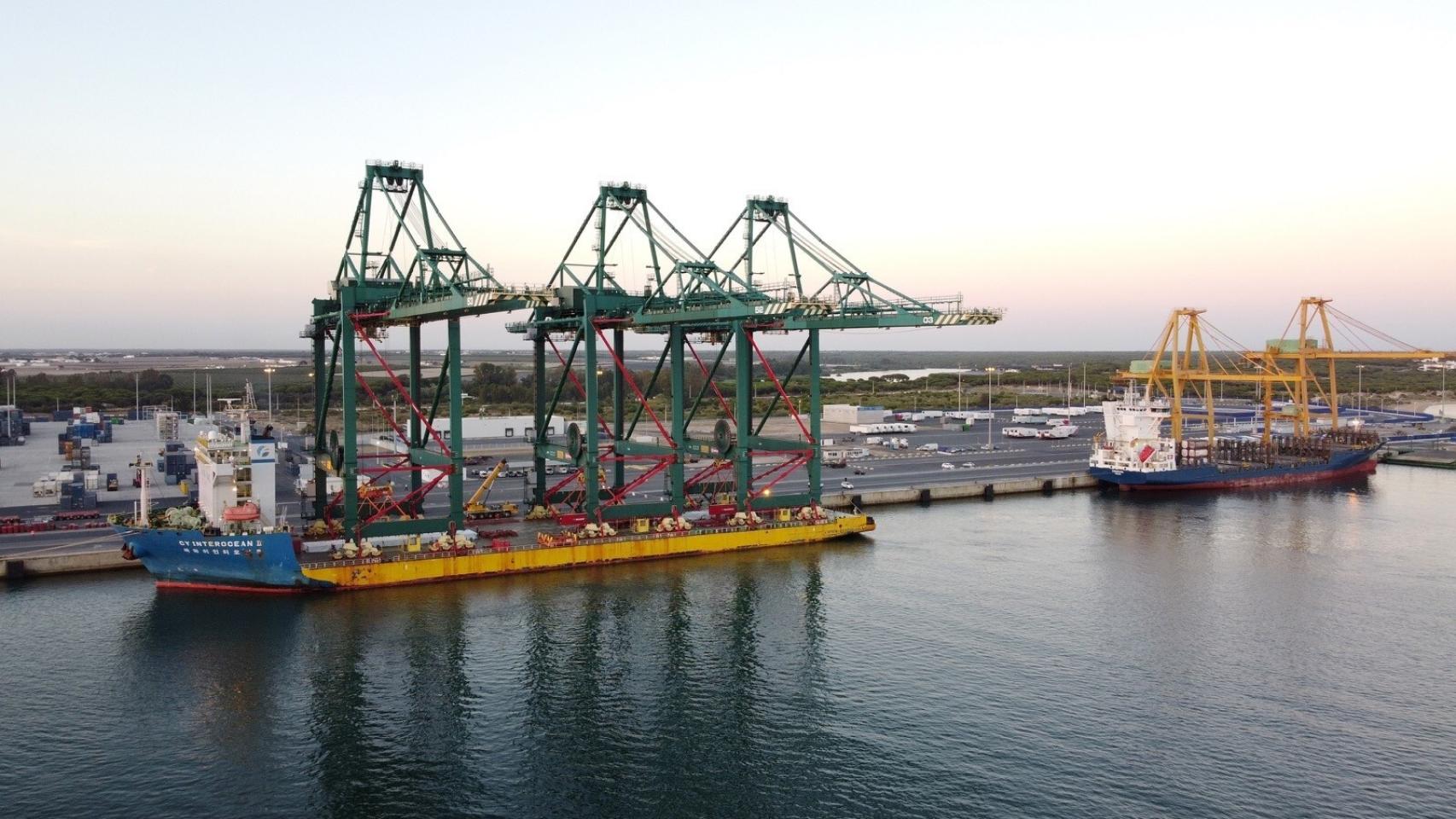 Puerto marítimo