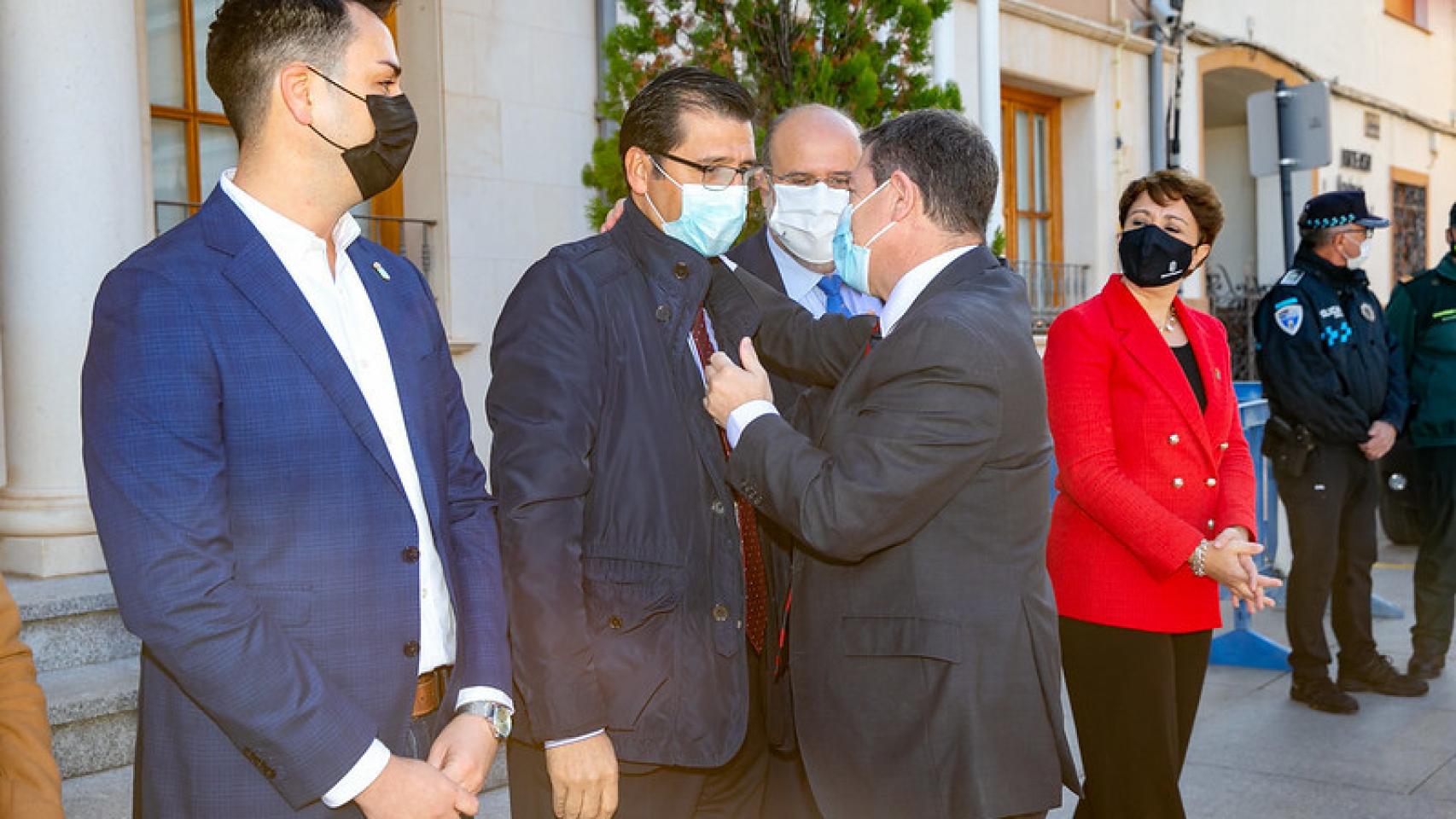 Page se compromete a que la Tubería Manchega esté funcionando en primavera