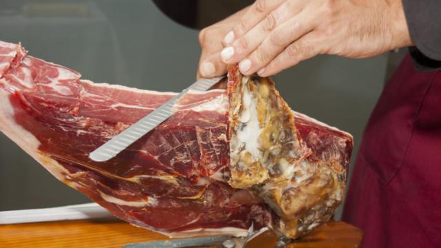La guía completa para abrir y cortar el jamón como un profesional