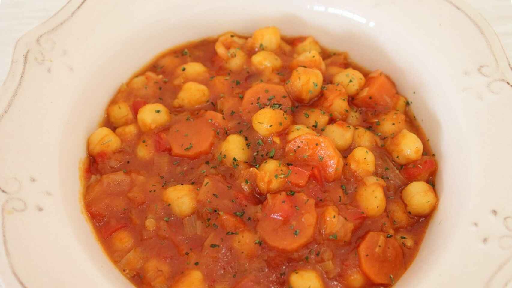 Cómo hacer un potaje de garbanzos perfecto para el frío