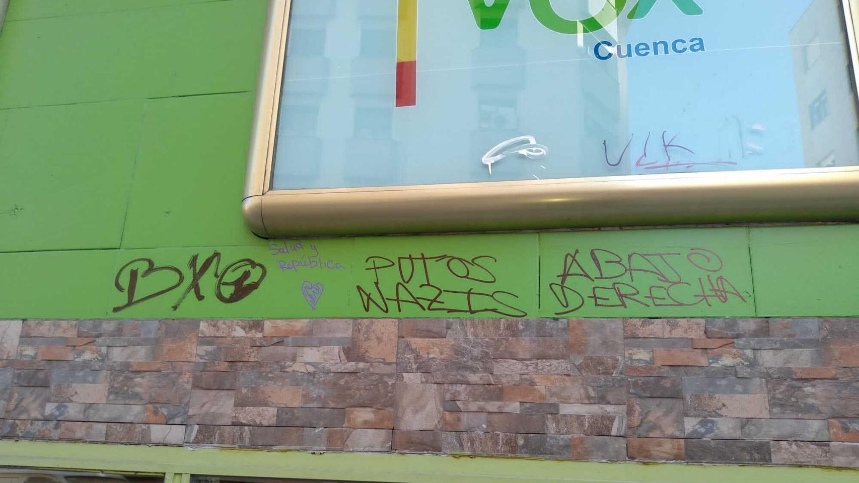 La sede de Vox en Cuenca sufre un ataque con pintadas e insultos
