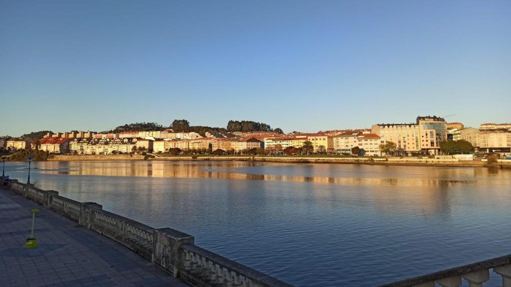 Cambre en una imagen tomada desde el paseo de la ría de O Burgo, en Culleredo (A Coruña).