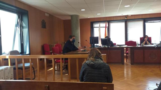 La gerente de la naviera Nabia, acusada en el juicio por la sobreventa de billetes de barco a las islas Cíes, en el verano de 2017